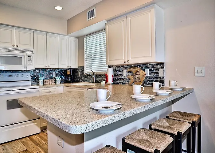 Beachside Hideout Unit K * Clearwater Beach